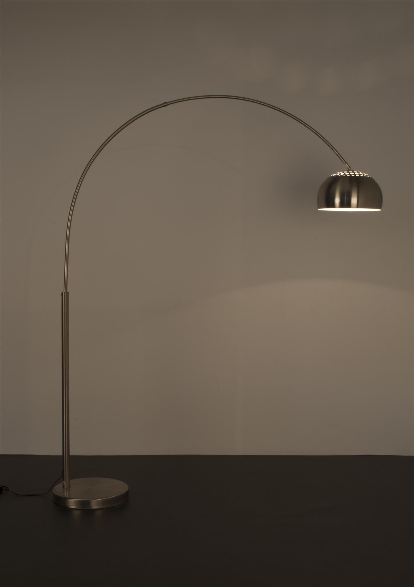 Bow Metal Floor Lamp