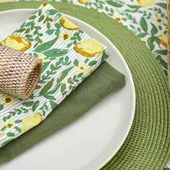 Circular ribbed placemat apple