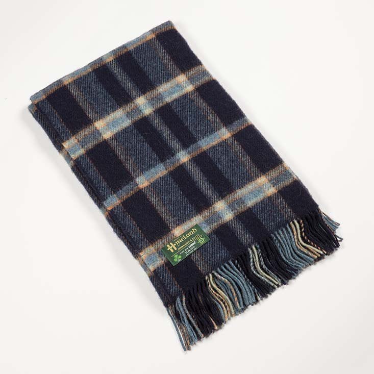 Irish Knee Picnic Blanket Navy Blue Plaid
