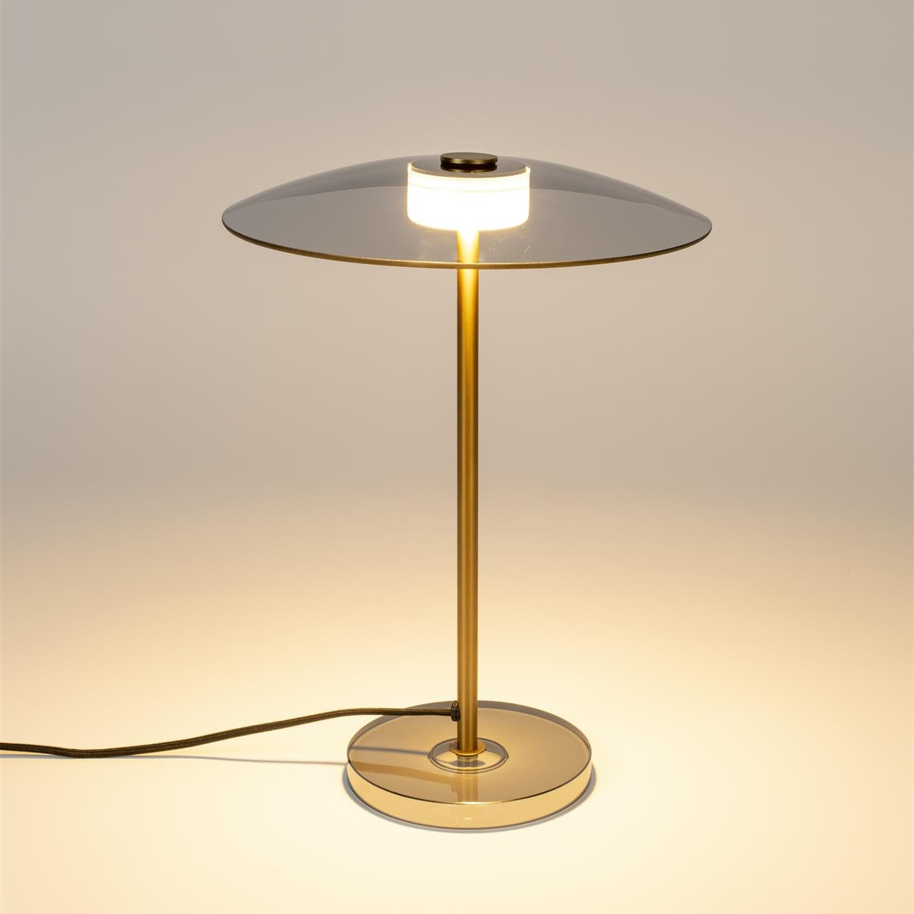 Float table lamp