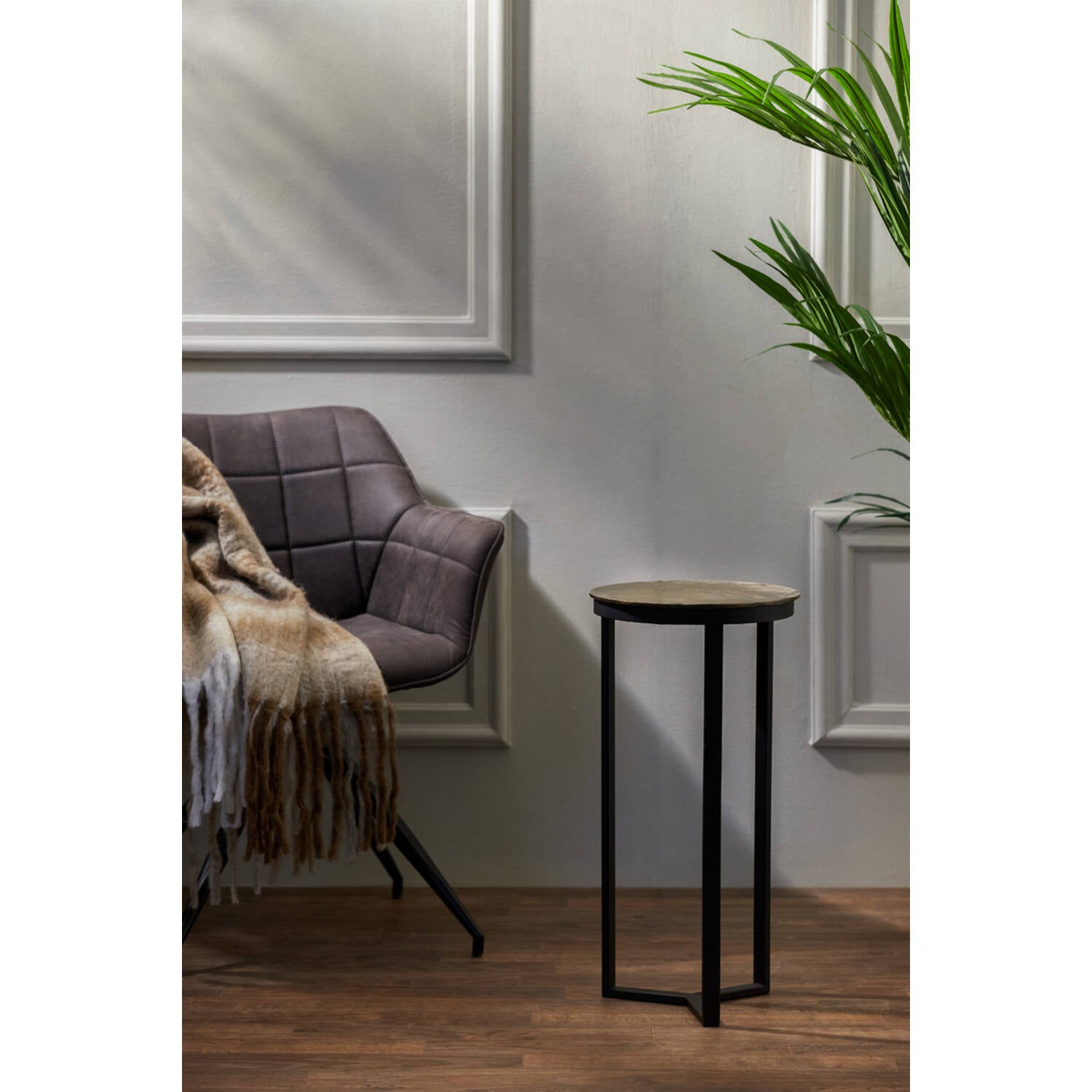 Black and Antique Bronze Pillar
