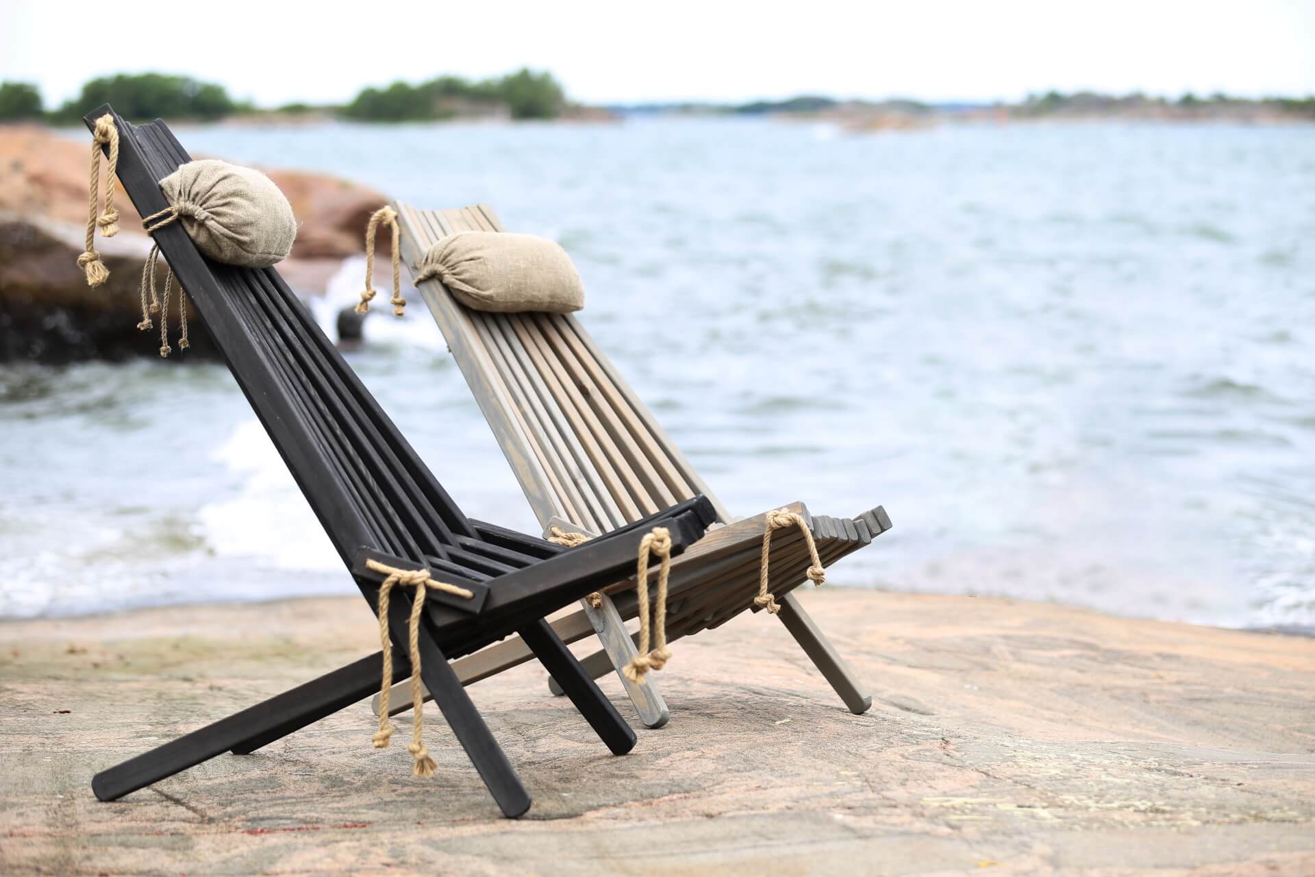 The Beach House Lounger