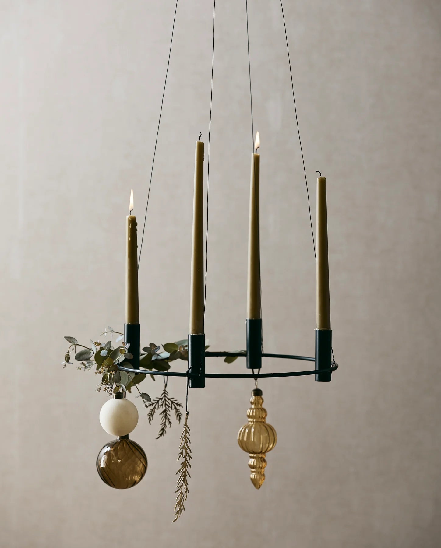 Metala  long ornament Brass